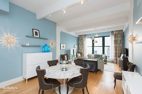 Sold by Sotheby's International Realty | media 2