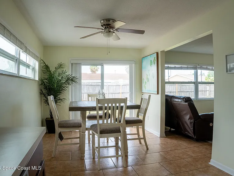 450 Newfound Harbor Dr — Photo 7
