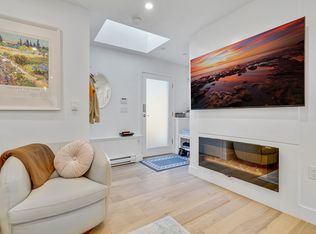 4216 W 10th Ave, Vancouver, BC V6R 2H4