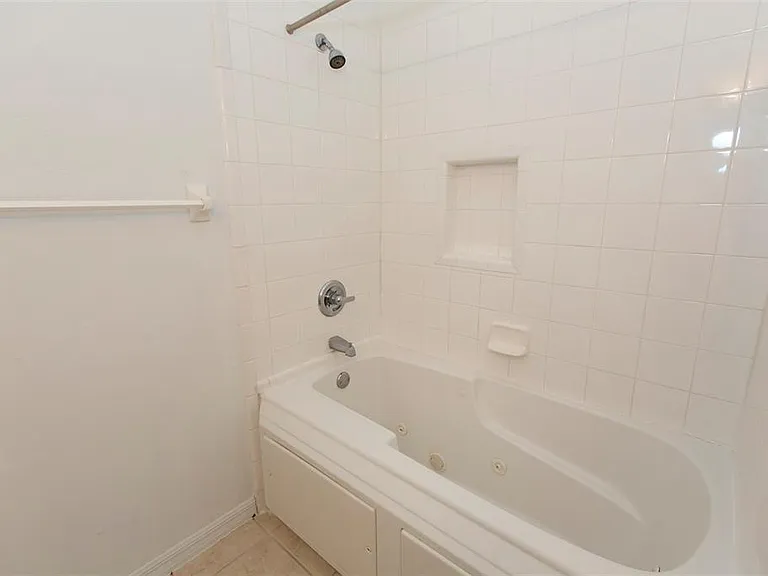 7952 NW 51st Way — Photo 15