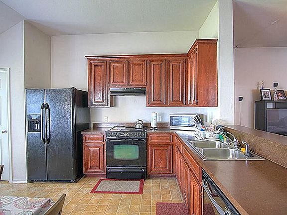 4th image of 9231 Sunlit Park Dr