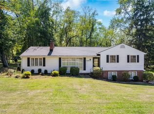 1015 Vincent Rd NW, North Canton, OH 44720