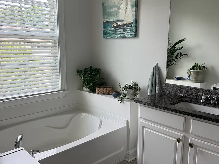 1057 Bowman Woods Dr — Photo 14