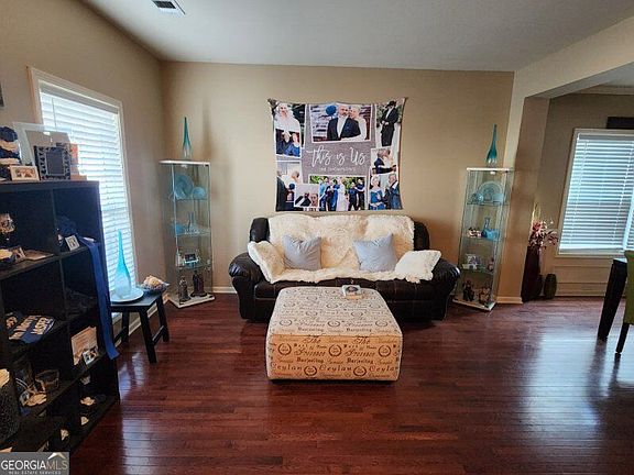 2nd image of 3864 Lake Sanctuary Way