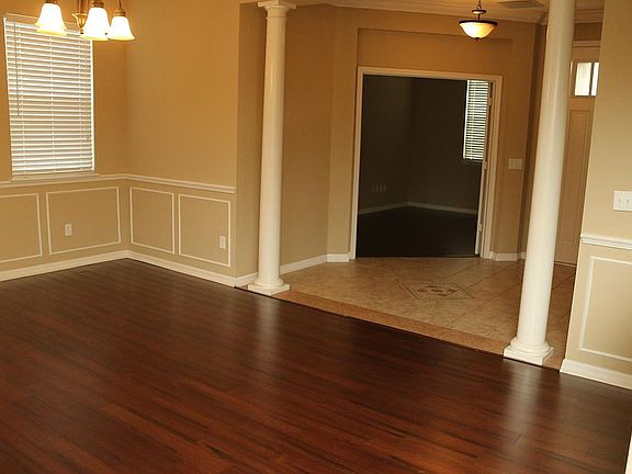 4th image of 11932 Verrazano Dr