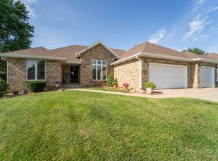 1177 W Woodhaven St, Springfield, MO 65810