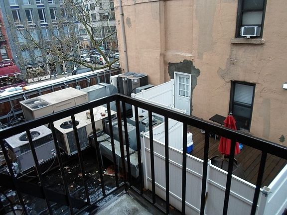 2nd image of 253 E 77th St APT 3E
