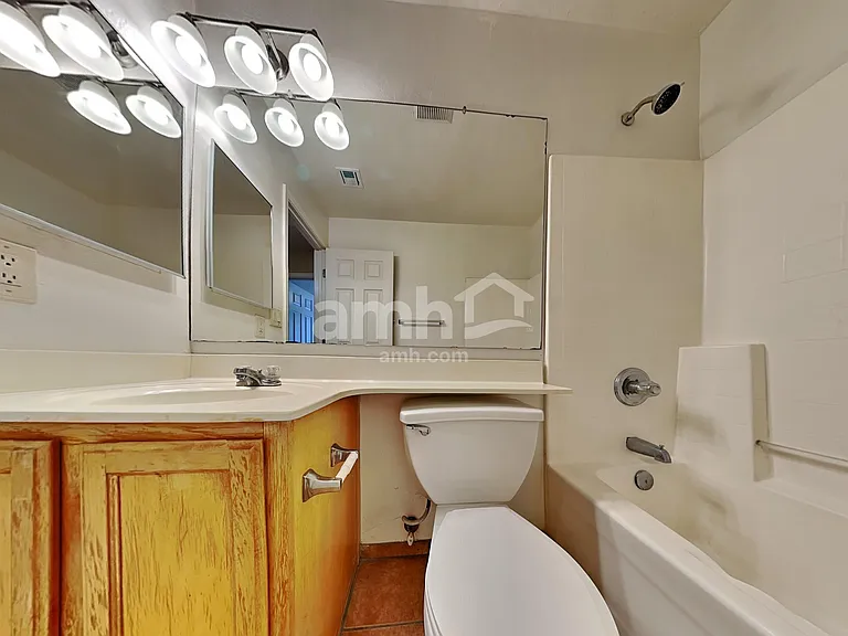 720 S Ithica St — Photo 16