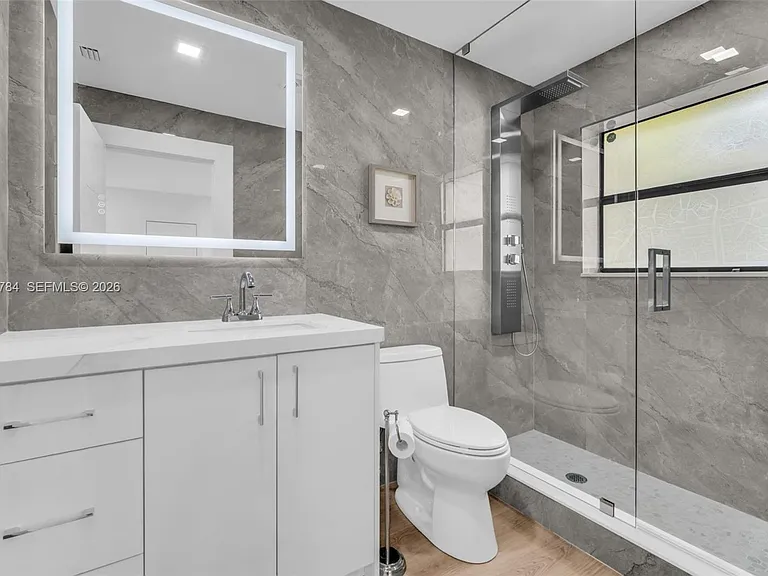 16778 Willow Creek Dr — Photo 20