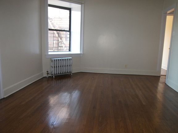 2nd image of 2741 Sedgwick Ave APT 4F