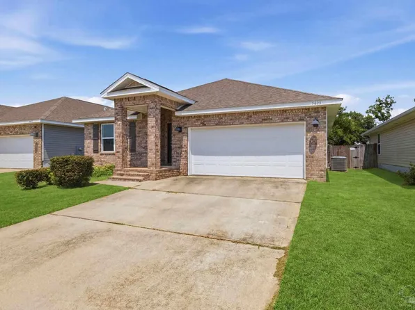 5673 Guinevere Ln, Milton, FL 32583