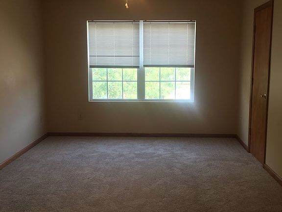 5th image of 1462 W Rockcrest Dr
