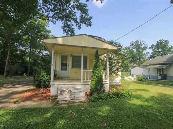 710 Battles Ave, Niles, OH 44446