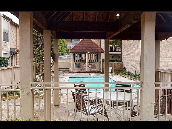 3rd image of 2100 Wilcrest Dr APT 128
