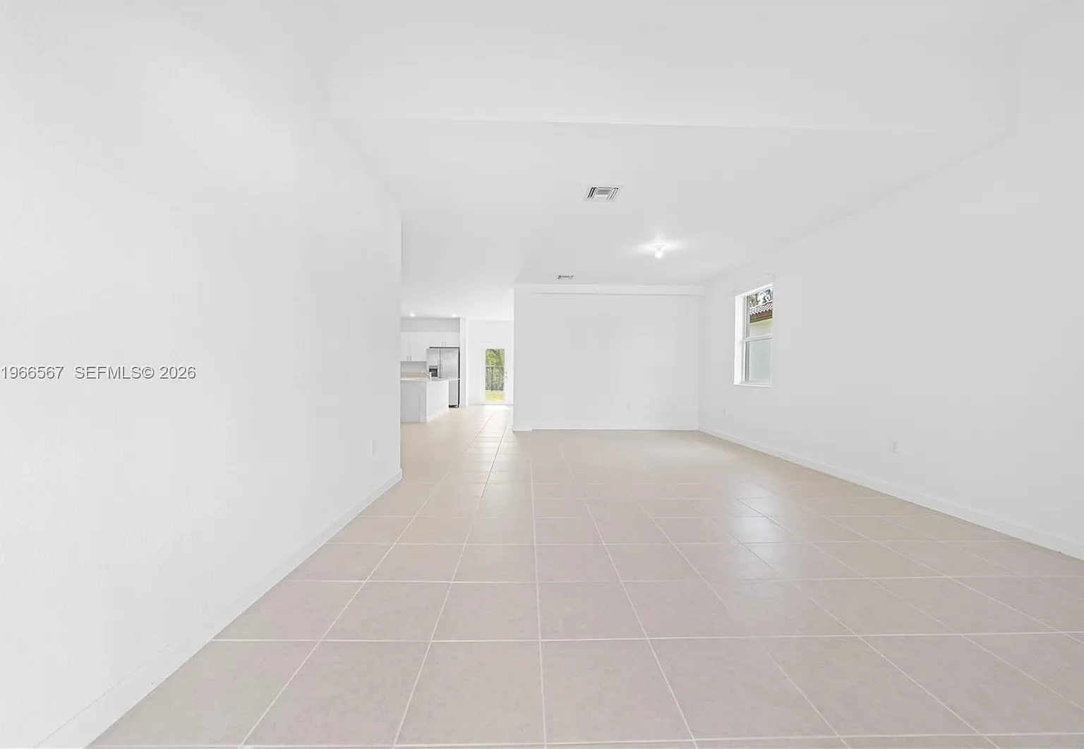 3 bed, 2.5 bath, $3,300 — Photo 3