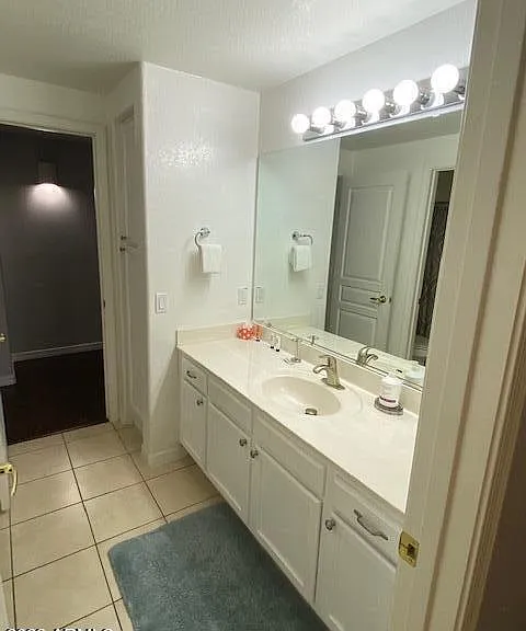 15221 N Clubgate Dr #2030 — Photo 16