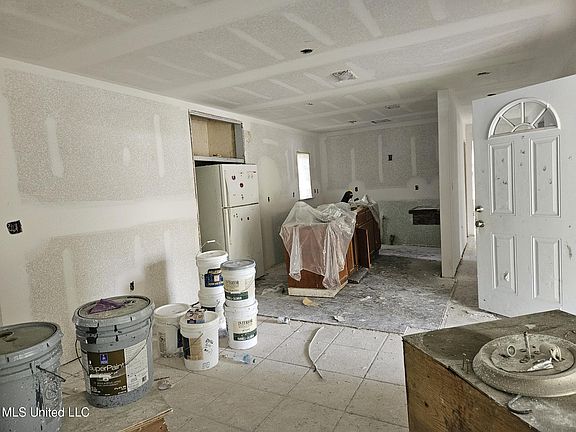 5th image of 1808 41 Street Ave