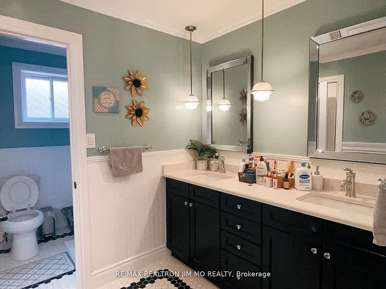 60 Silverbirch Pl — Photo 20
