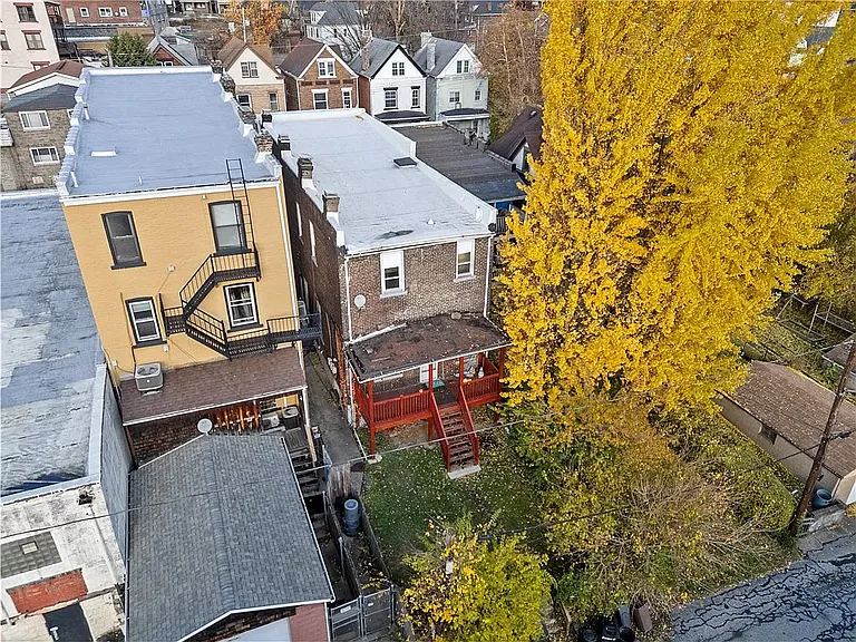 2208 Woodstock Ave #3 — Photo 4