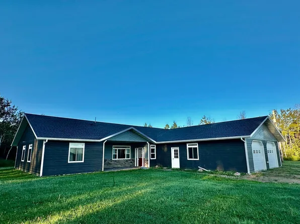 31526 270th St, Badger, MN 56714