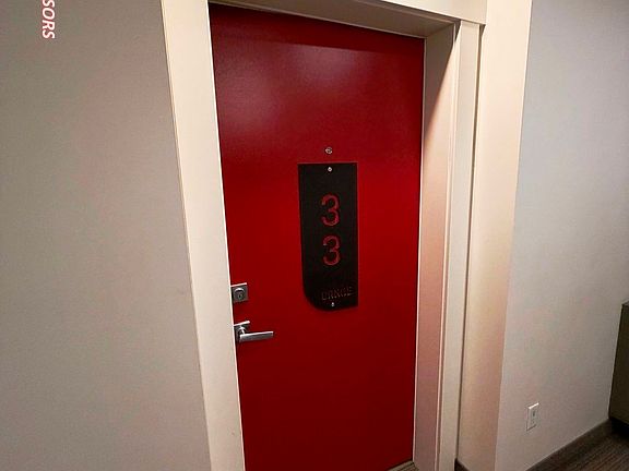 3rd image of 25 Auburn Meadows Ave SE #33