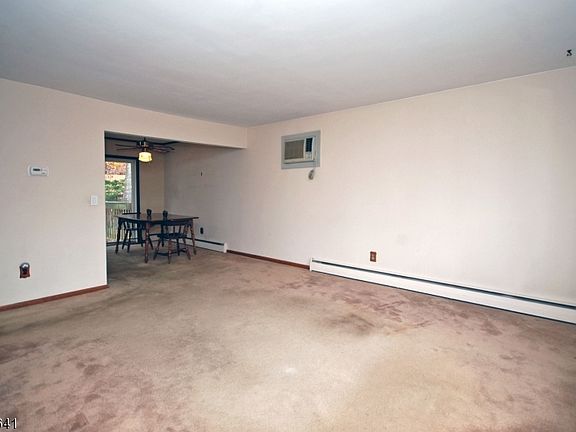3rd image of 78 Woodhaven Dr