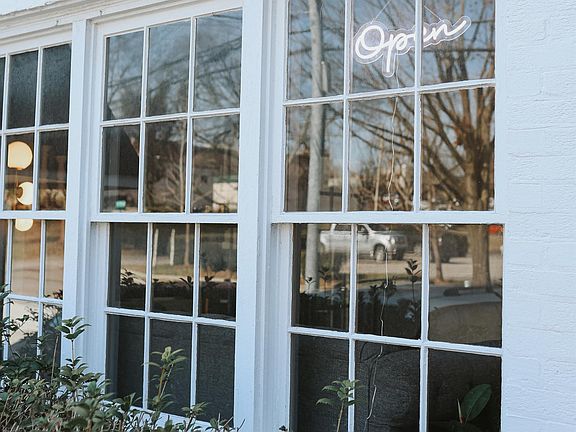 The Guild is staffed by a community manger, who can welcome your clients.