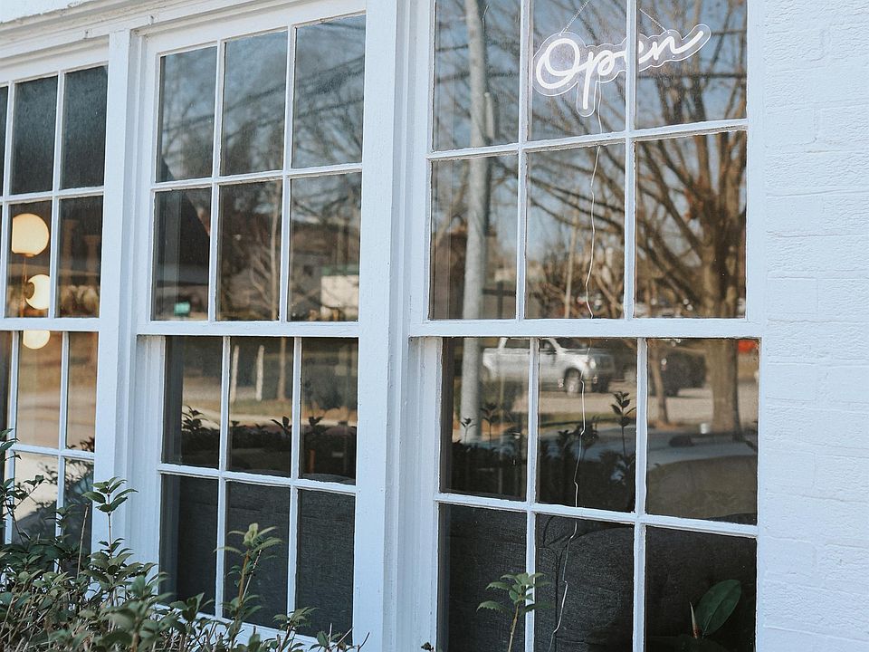 The Guild is staffed by a community manger, who can welcome your clients.