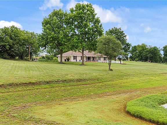 3rd image of 17323 Landmark Dr