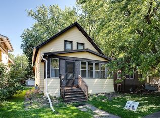 1054 24th Ave SE, Minneapolis, MN 55414