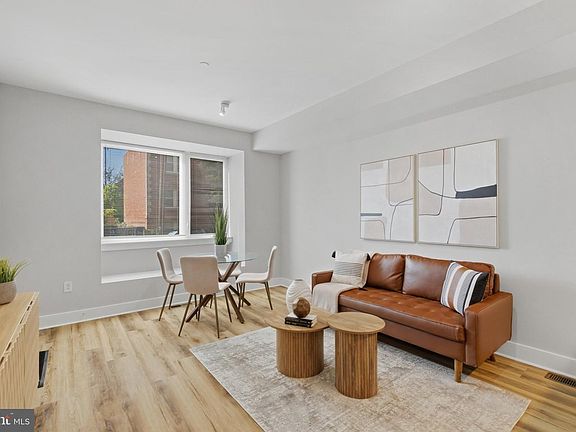 5th image of 3217 12th St NE #101