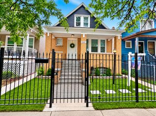 7047 S Winchester Ave, Chicago, IL 60636