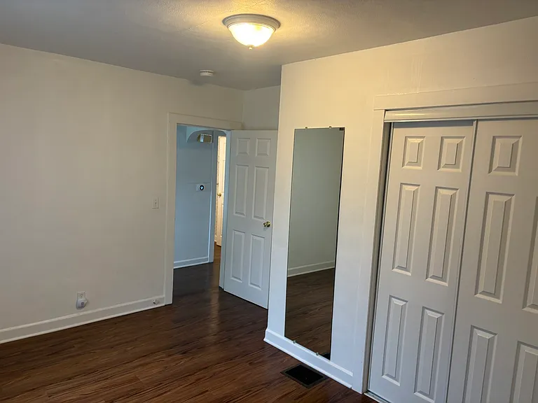 10 N Greenleaf St — Photo 9