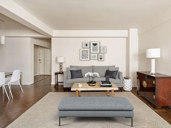 11 5th Ave #2W, New York, NY 10003