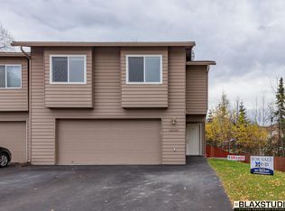 8963 Northwood Park Cir, Eagle River, AK 99577