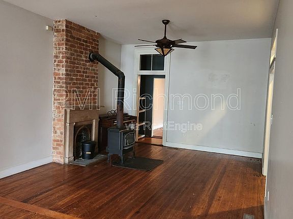 3rd image of 411 S Laurel St