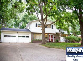 2816 Virginia Dr, Manhattan, KS 66502