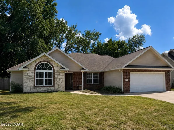 122 Jill Blvd, Webb City, MO 64870