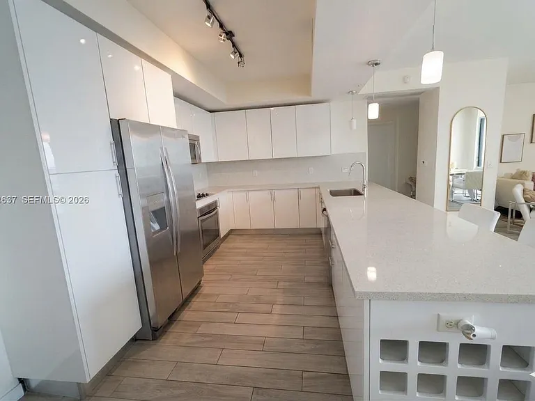 999 SW 1st Ave #2112 — Photo 3
