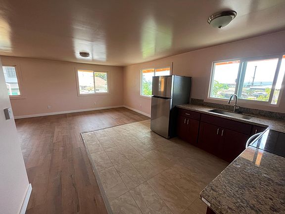 3rd image of 4211 Keaka Dr #A-1