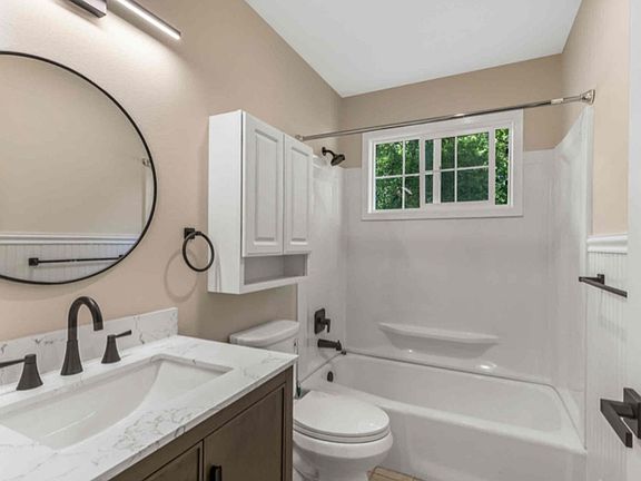 5th image of 5832 Vincent Ave S