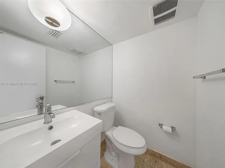 801 N Venetian Dr #903 — Photo 12