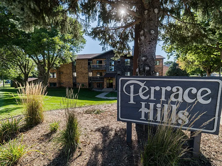 Terrace Hills Apartments — Photo 20