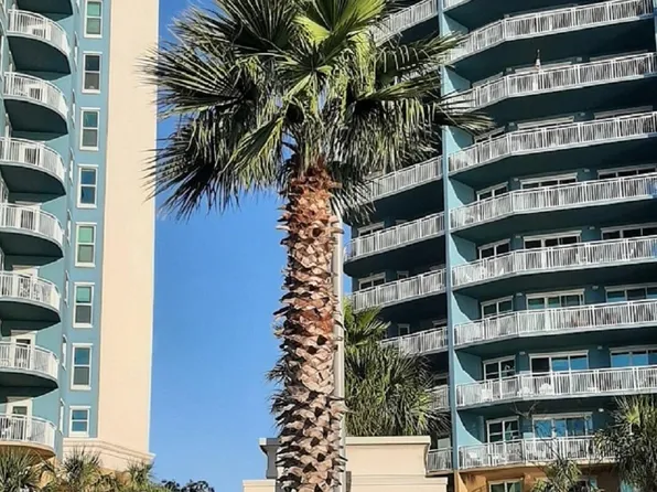 2228 Beach Dr APT 706, Gulfport, MS 39507