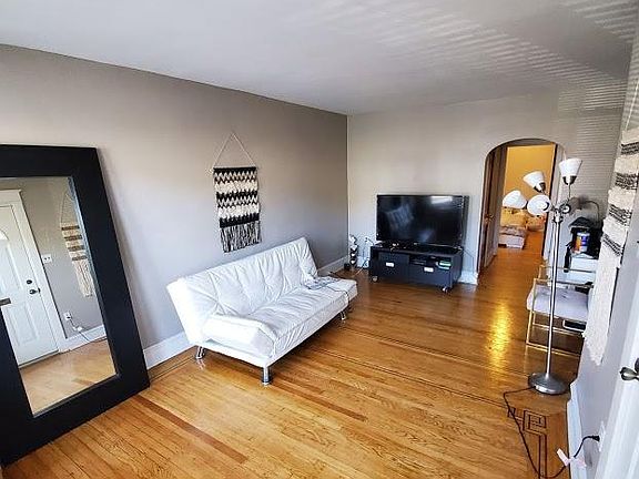 2nd image of 3446 Princeton Ave #A