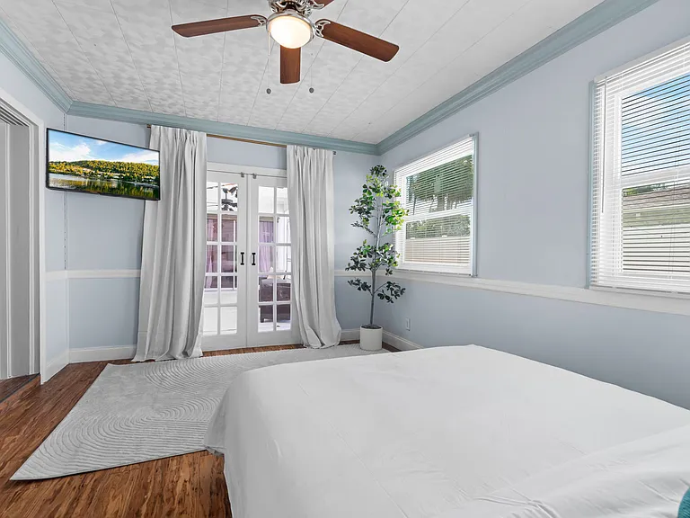 8402 Lava Pl — Photo 32
