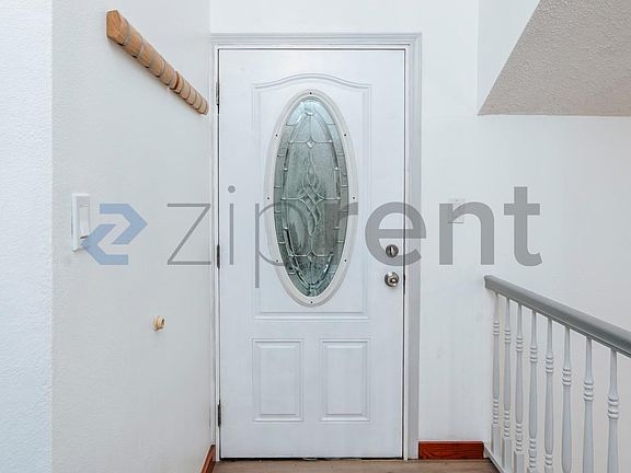 2nd image of 359 Redwood Rd