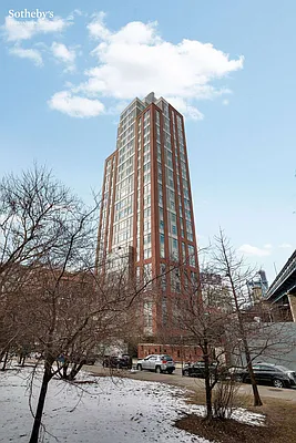 Rented by Sotheby's International Realty | media 8