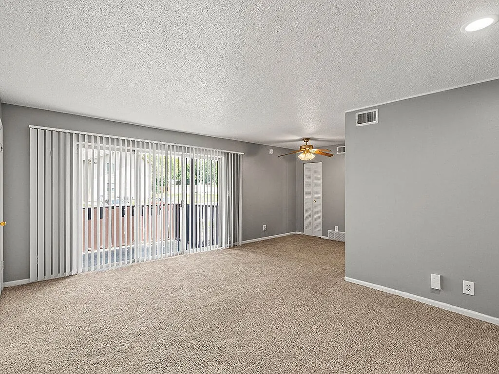 Forest Park Apartments — Photo 3