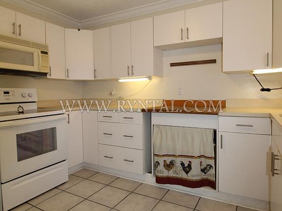 4th image of 426 N Lime Ave